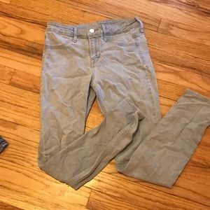 H&M, size 25, high waisted light wash skinny jeans